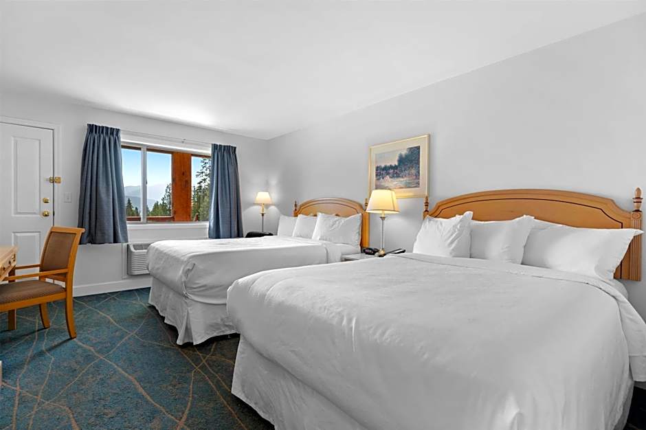 Photo 1 of 6 of 2 Queen Beds, Lake View