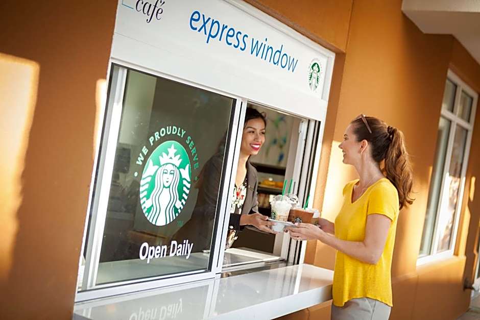 Fairfield Inn & Suites by Marriott Orlando Lake Buena Vista in the Marriott Village