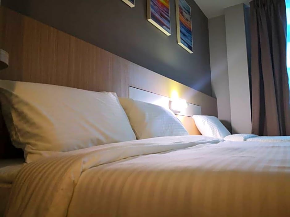 Walk In Hotel