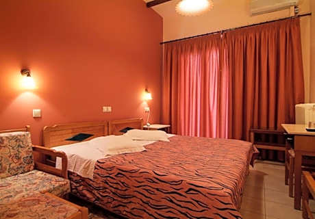 Triple Room with Sea View