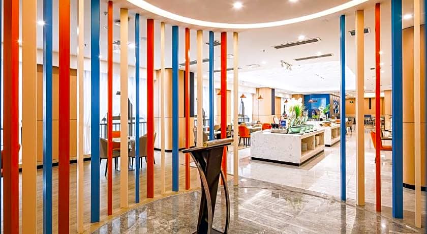 Holiday Inn Express Chongqing Guanyinqiao By IHG