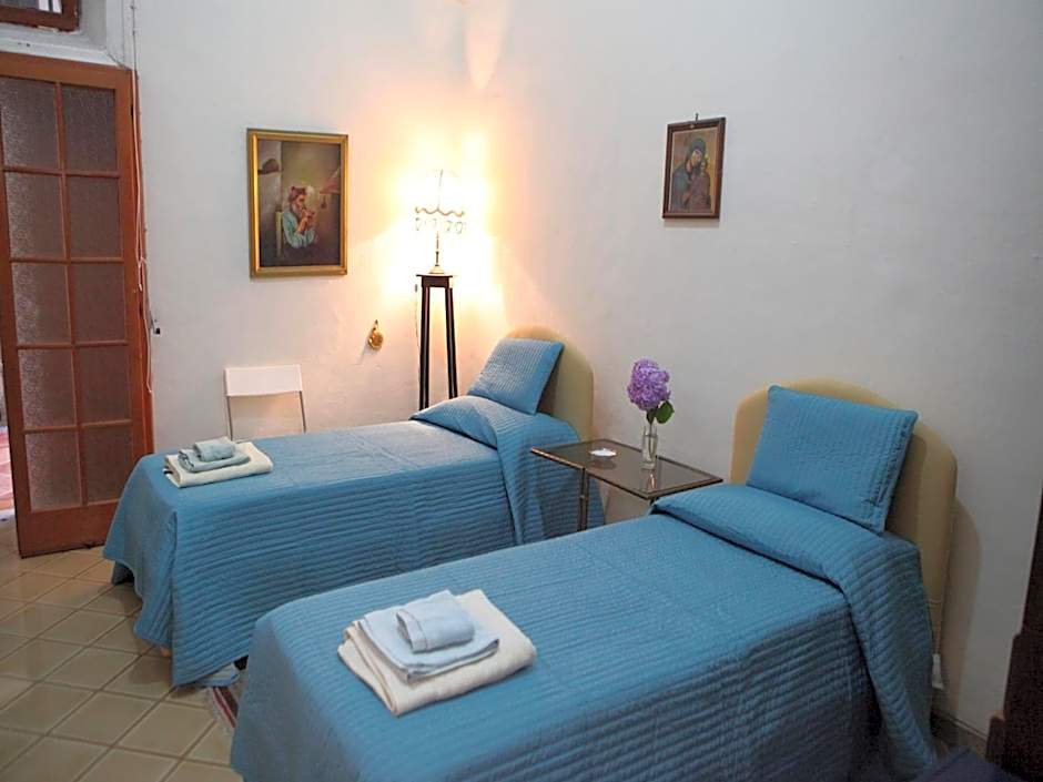 Il Giardino di Tonia - Oplontis Guest House - Bed & Garden -