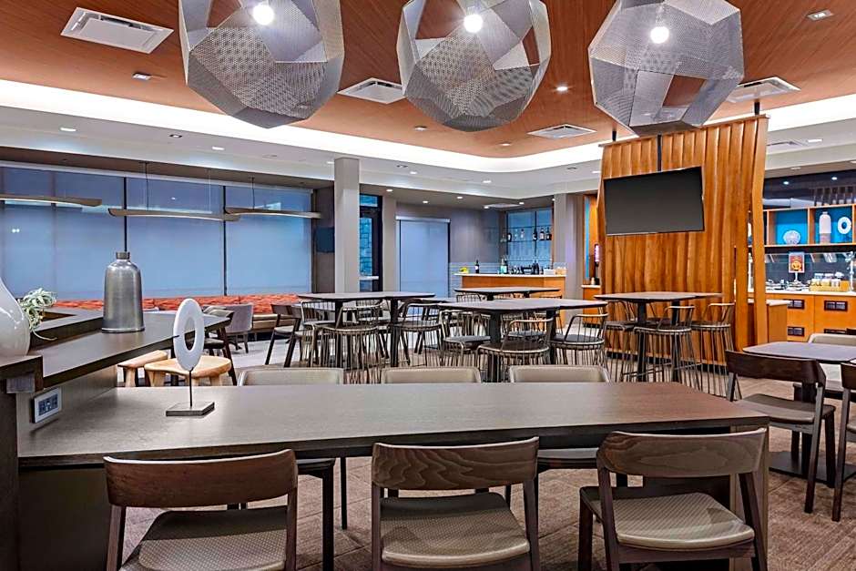 SpringHill Suites by Marriott Kansas City Plaza