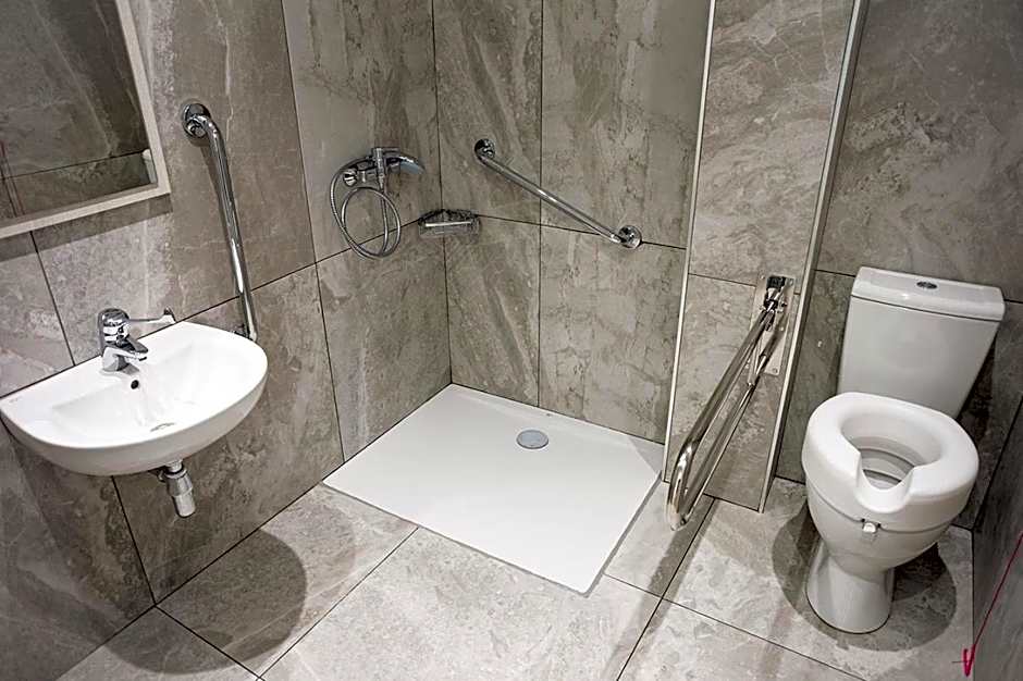 Roseum Boutique Hotel