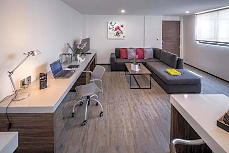 Executive Twin Suite