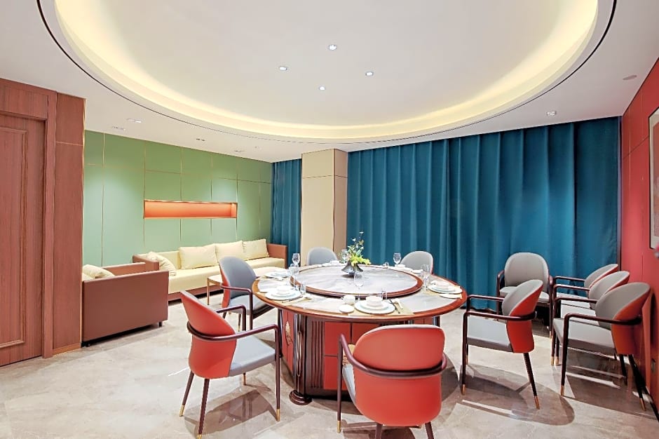 Echeng Hotel Hebi Qi County