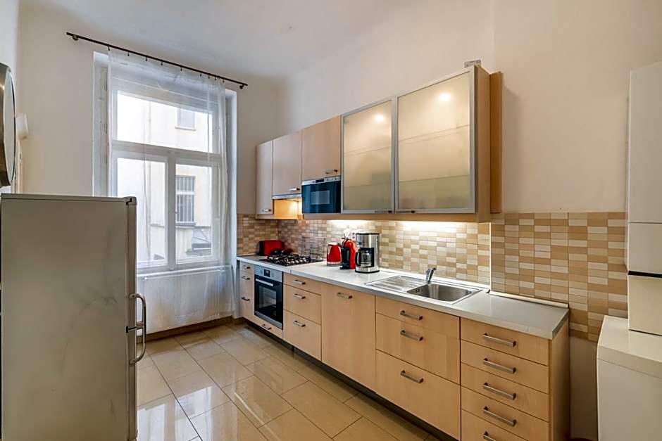 Old Town - Templova Apartments