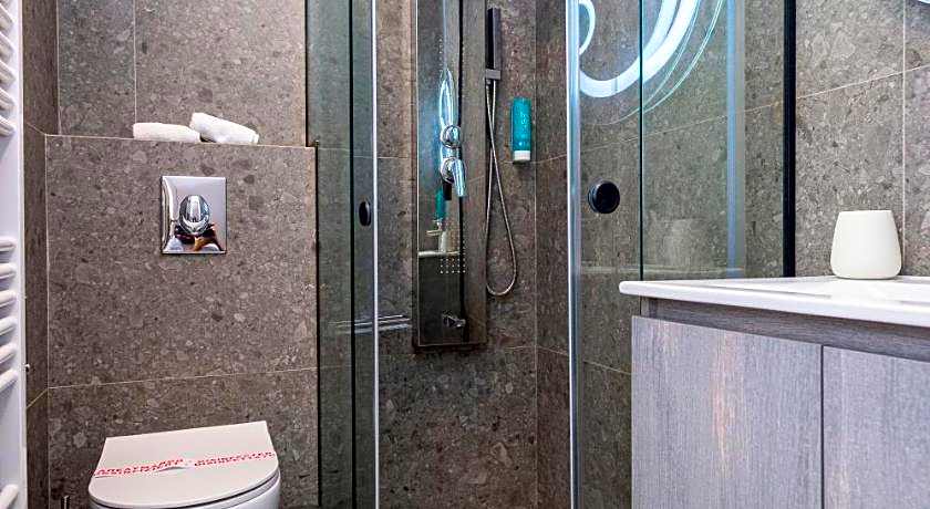 Empress Luxury Residences