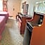Days Inn & Suites by Wyndham Wichita