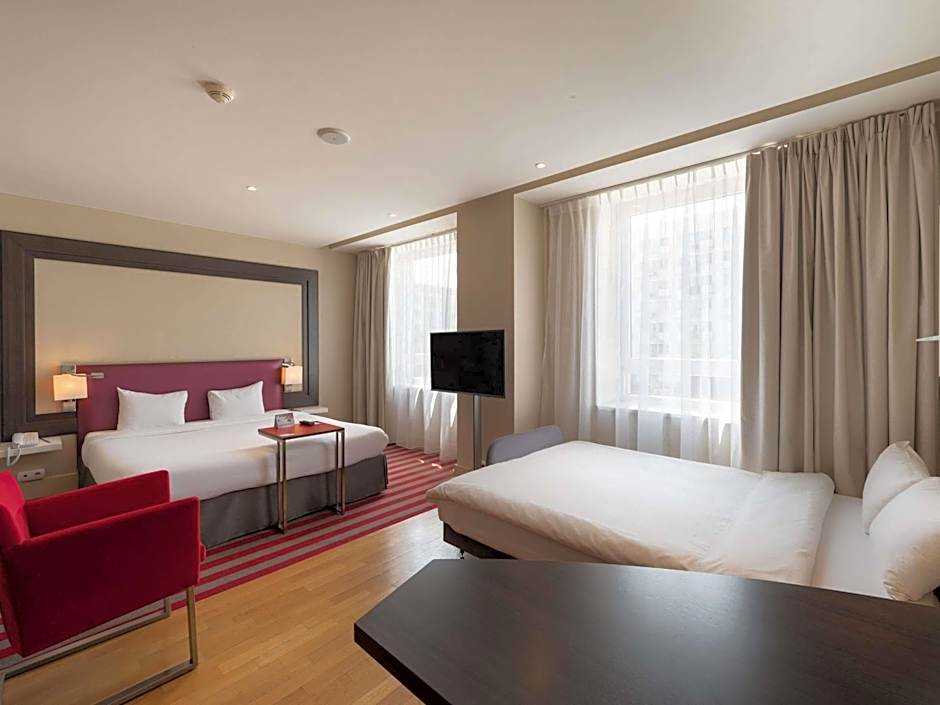 Mercure Warszawa Grand