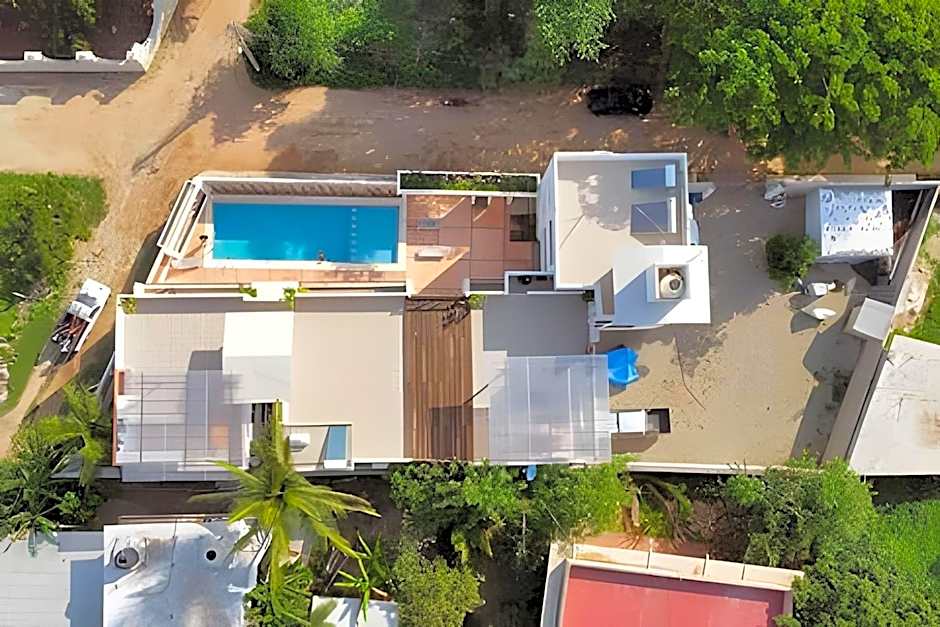 La Aurora Puerto Escondido