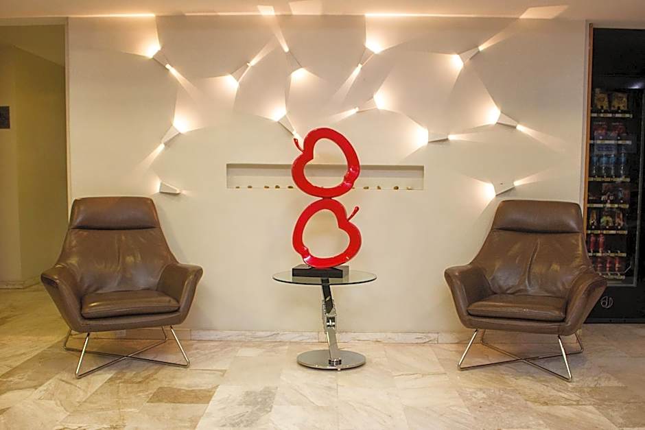 Ramada Panama Centro via Argentina