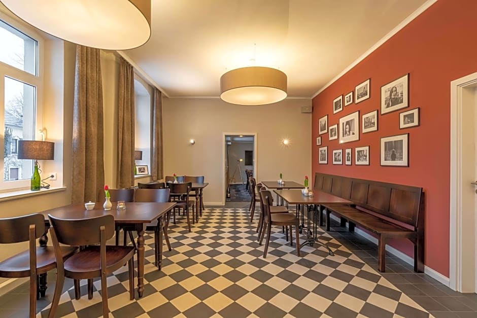 Logis Hotel QUARTIER 5, Sächsische Schweiz, mit Restaurant, Café & Bar