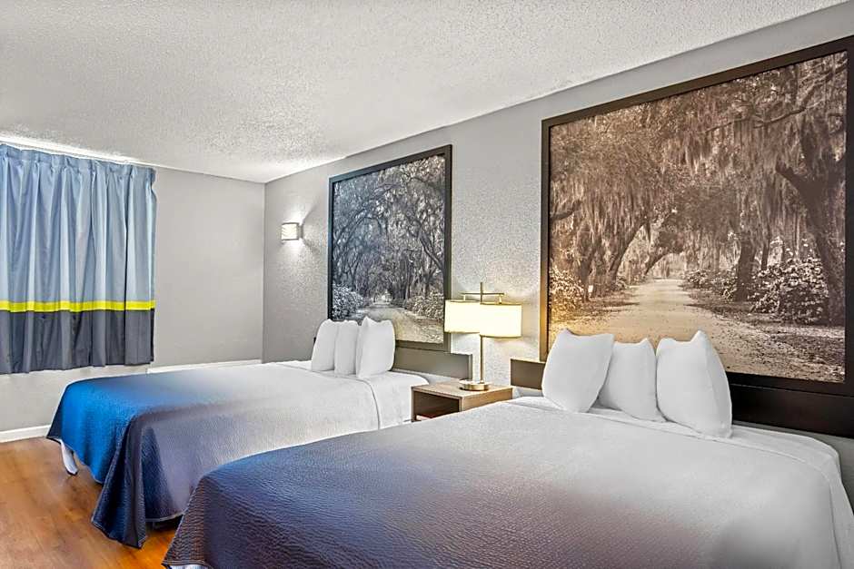 Super 8 by Wyndham Hardeeville/Savannah North