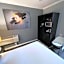 Hotel Chicago West Loop, SureStay Collection by Best Western