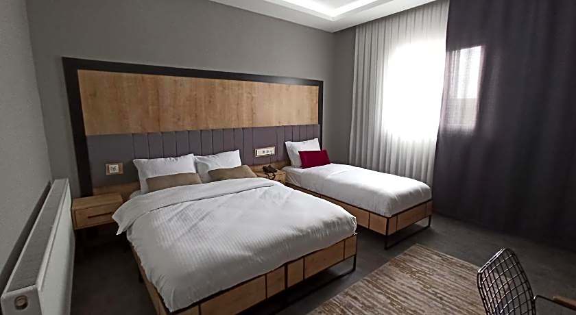 SKYLON AIRPORT HOTEL