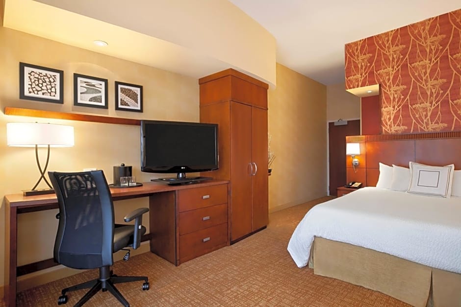 Sonesta Essential Junction City