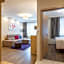 Silver Crown Hotel & Residence, Palace Quarter