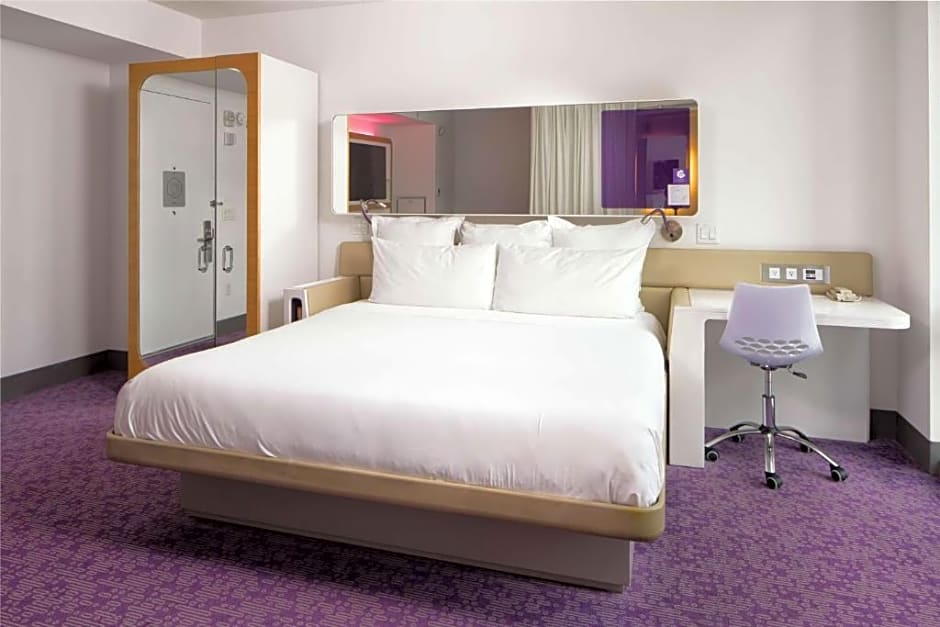 YOTEL New York Times Square