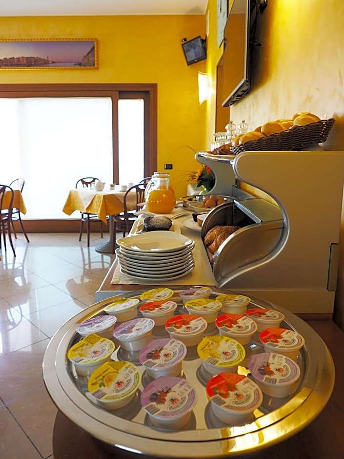 Hotel Cris
