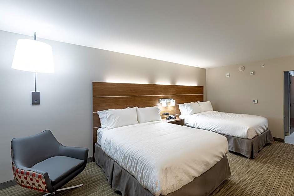 Holiday Inn Express & Suites Greenville S - Piedmont By IHG
