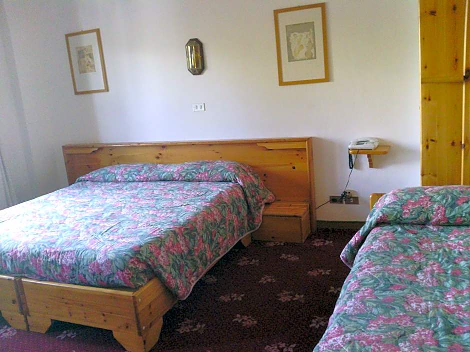 Hotel Savoia Debili