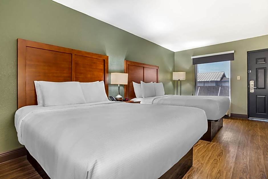 Quality Inn & Suites near Panama City Beach