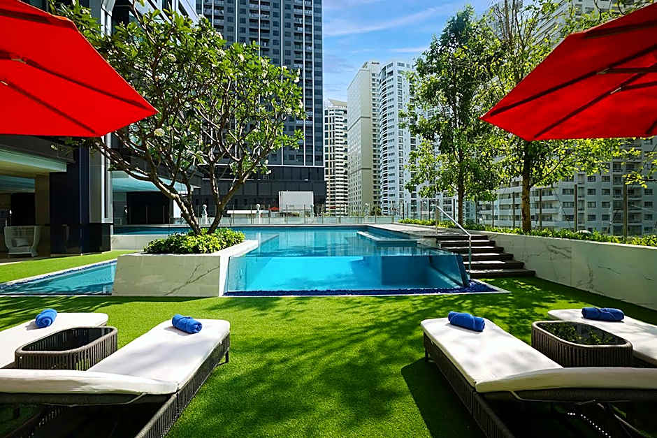 SILQ Hotel & Residence