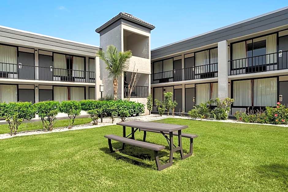 Ramada by Wyndham Cocoa