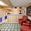 Travelodge by Wyndham Great Bend