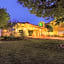 La Quinta Inn & Suites by Wyndham Wichita Falls Airport Area