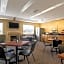 Econo Lodge Whitehall Near Michigan's Adventure