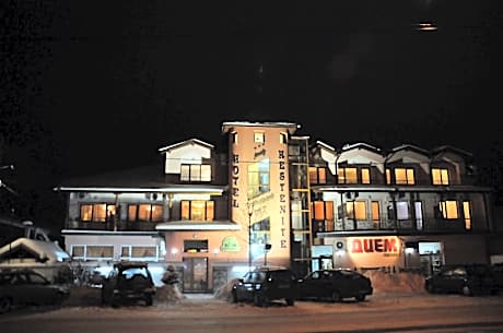 Kestenite Family Hotel