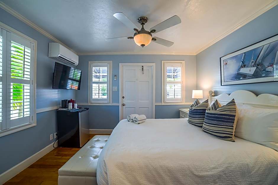 Duval Inn - Key West