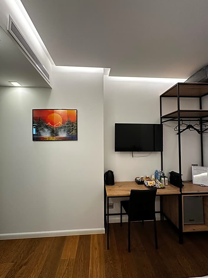 GRANDI 32 Boutique Residence