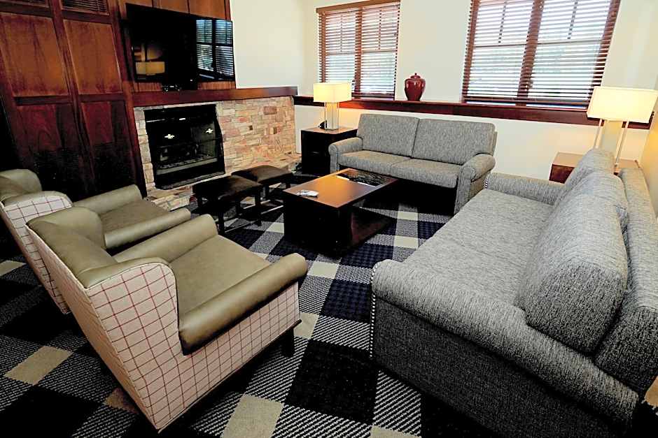 Heavenly Village Condos - Grand Residence