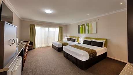 Superior Deluxe Double or Twin Room