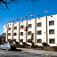 Super 8 by Wyndham Jamaica North Conduit