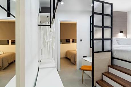 Deluxe Family Suite with Terrace