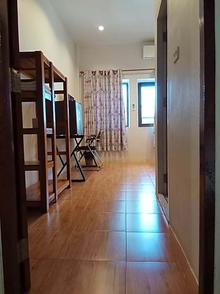 โรงแรมควีนส์ (Queen)