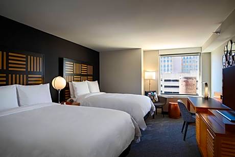 Two Double Beds with Club Lounge Access