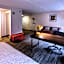 Hampton Inn By Hilton & Suites Staten Island