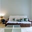 3BR Comfort: 100m from Copacabana-Ipanema Beach