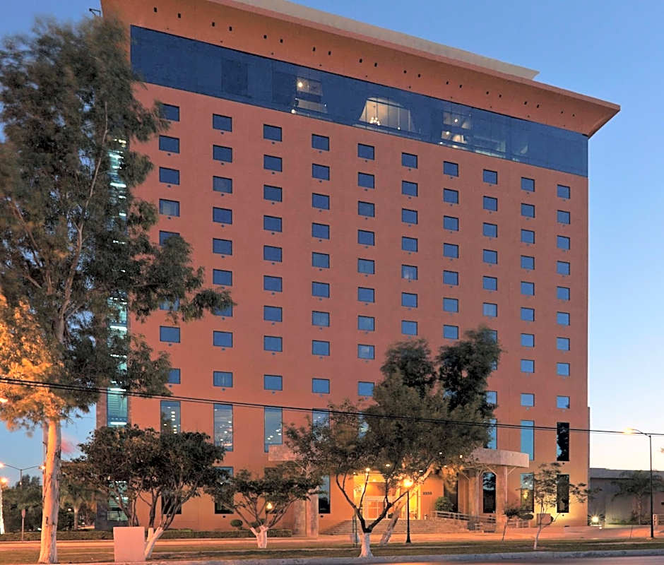 Best Western Plus Nuevo Laredo Inn & Suites