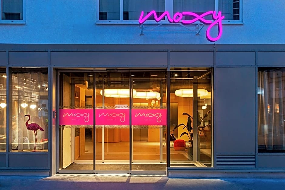 Moxy by Marriott Paris Bastille