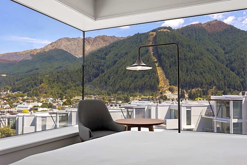 voco Queenstown By IHG