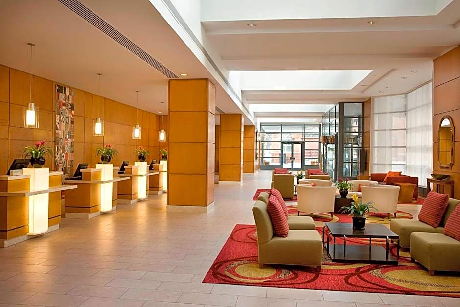 Marriott Downtown at CF Toronto Eaton Centre