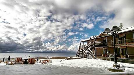 Mourelatos Lakeshore Resort