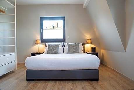Suite with City View