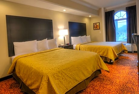 Double Room  with Two Queen Beds 